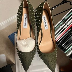 Brand new studded Steve Madden heels. Size 8.5